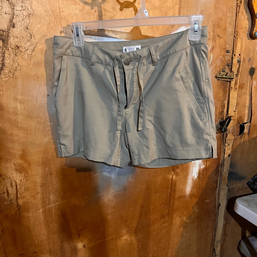 Magellan Outdoors Khaki Shorts